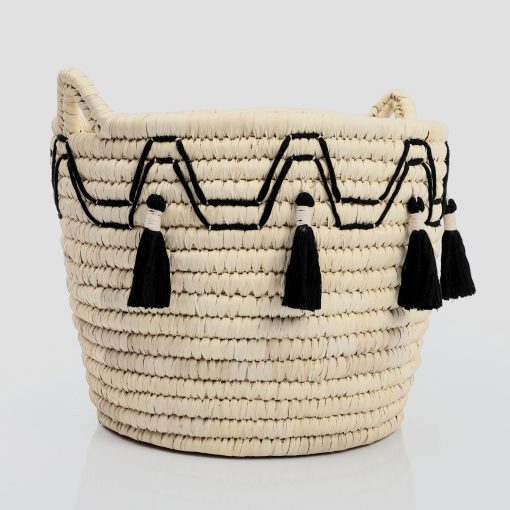 Storage wicker basket tassel with handle